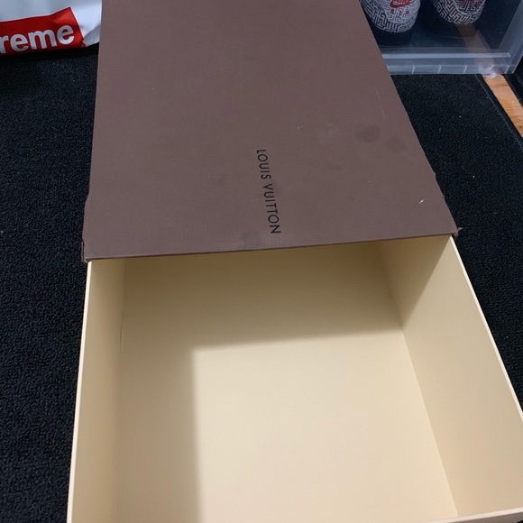 Louis Vuitton box - Picture 4 of 8